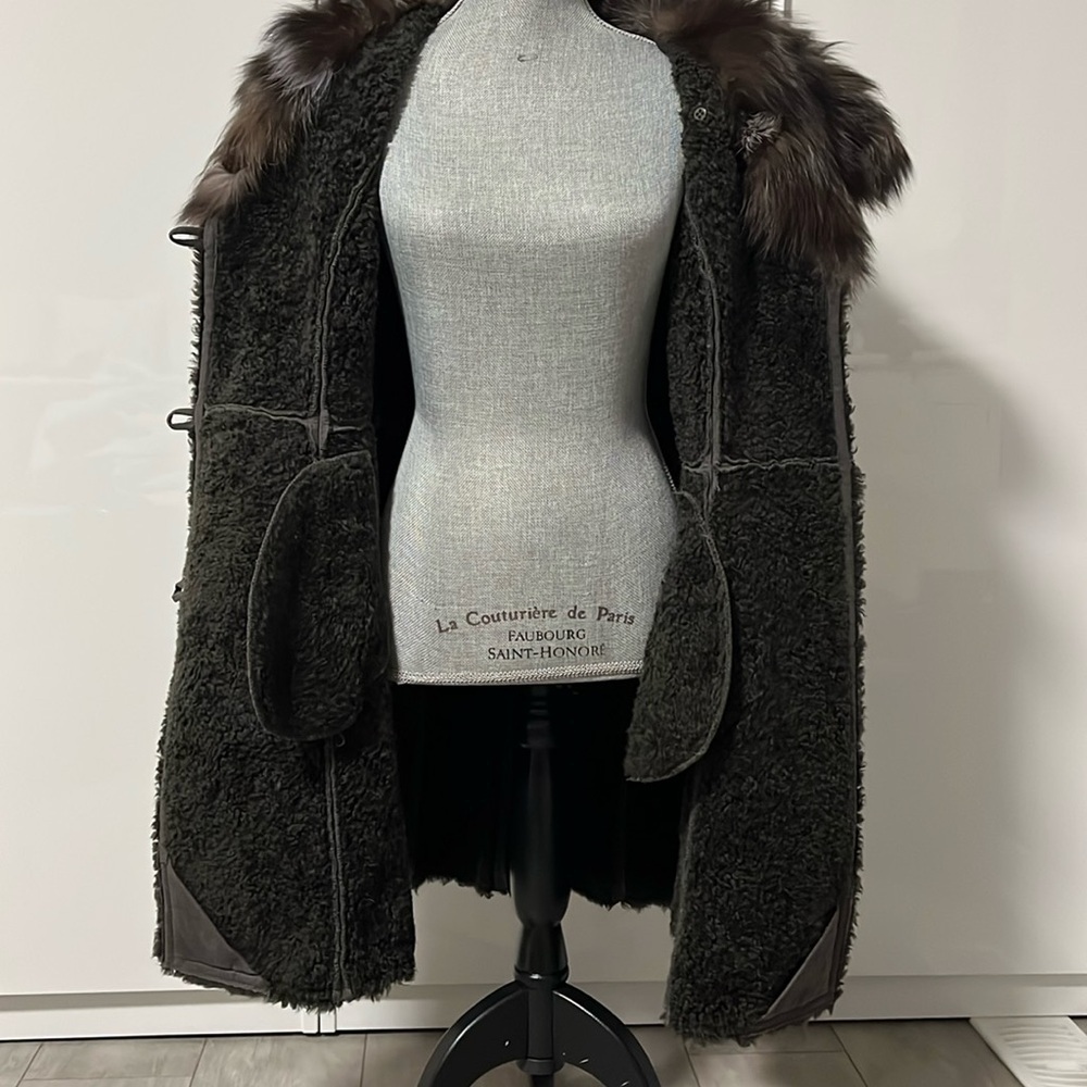 NWOT LAUNDRY Faux Shearling and Fur Coat Taupe, Size M - Picture 9 of 13